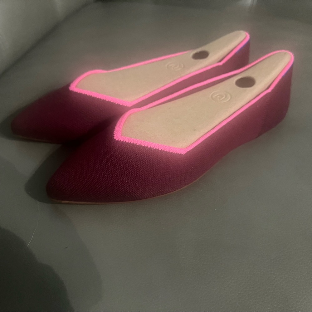 New in box current colored Rothy’s points